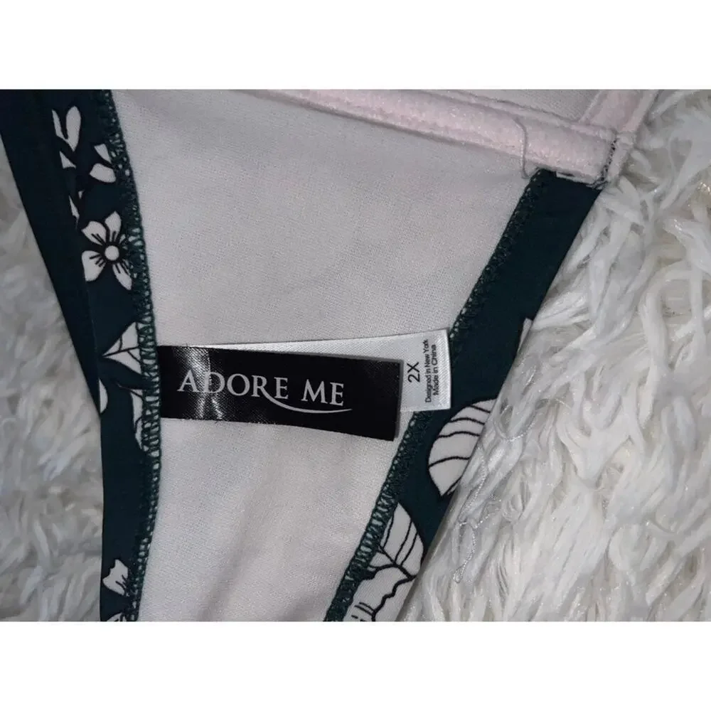 Adore Me plus size swim top size 2x